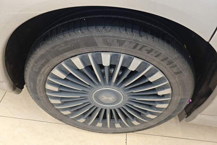 Used XPeng X9 2026 Model—Range-Extended Version 1602 Ultra Exterior 5