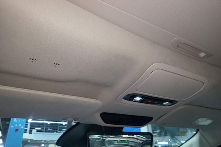 Used XPeng X9 2026 Model—Range-Extended Version 1602 Ultra Headliner