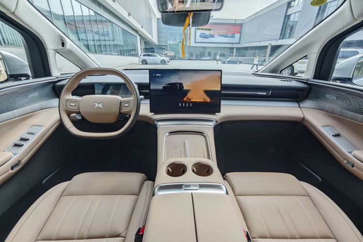 Used XPeng X9 2026 Model—Range-Extended Version 1602 Ultra Interior 1