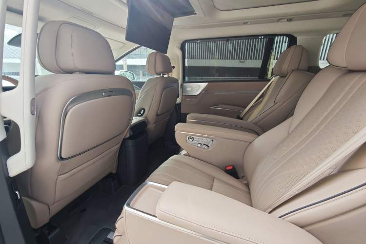 Used XPeng X9 2026 Model—Range-Extended Version 1602 Ultra Interior 10