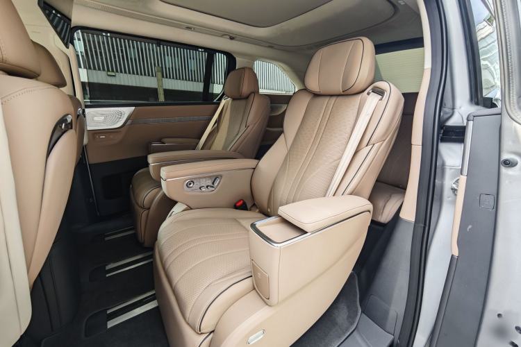 Used XPeng X9 2026 Model—Range-Extended Version 1602 Ultra Interior 3