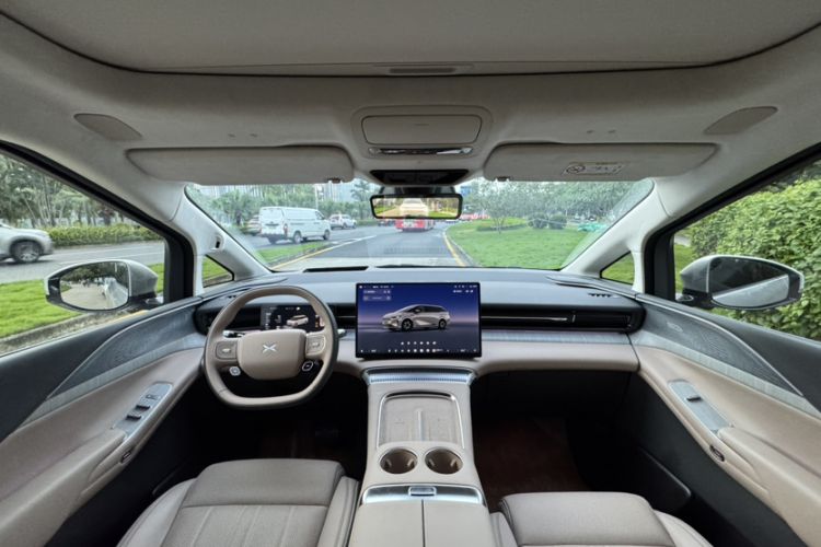 Used XPeng X9 2026 Model—Range-Extended Version 1602 Ultra Interior 4