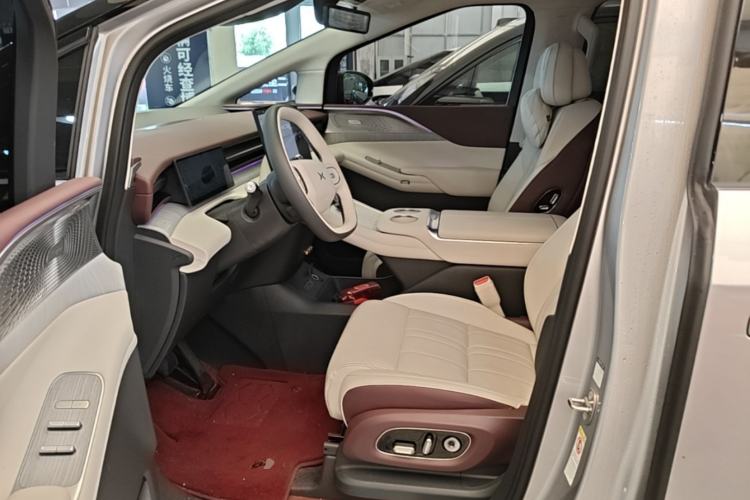 Used XPeng X9 2026 Model—Range-Extended Version 1602 Ultra Left Front Seat