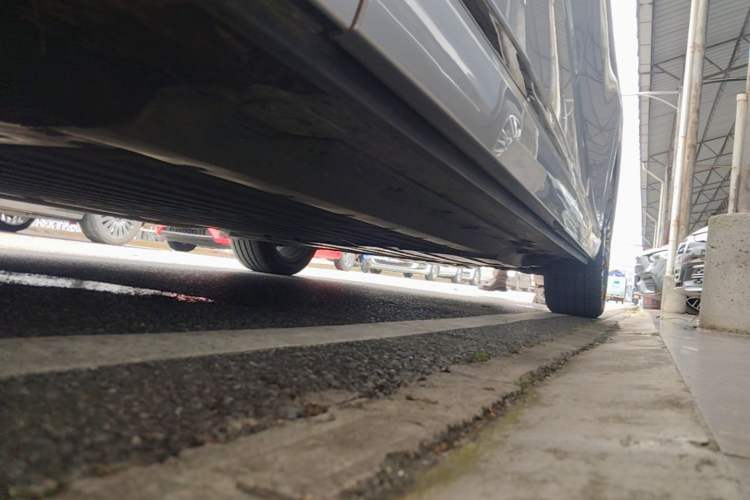 Used XPeng X9 2026 Model—Range-Extended Version 1602 Max Left Side Sill