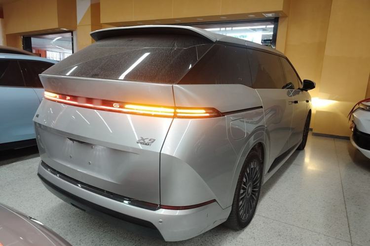 Used XPeng X9 2026 Model—Range-Extended Version 1602 Max Rear Right 45 Deg