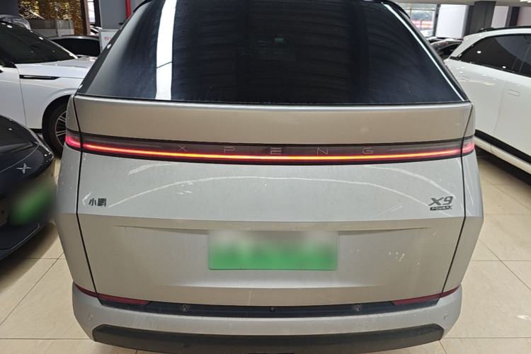 Used XPeng X9 2026 Model—Range-Extended Version 1602 Ultra Rear