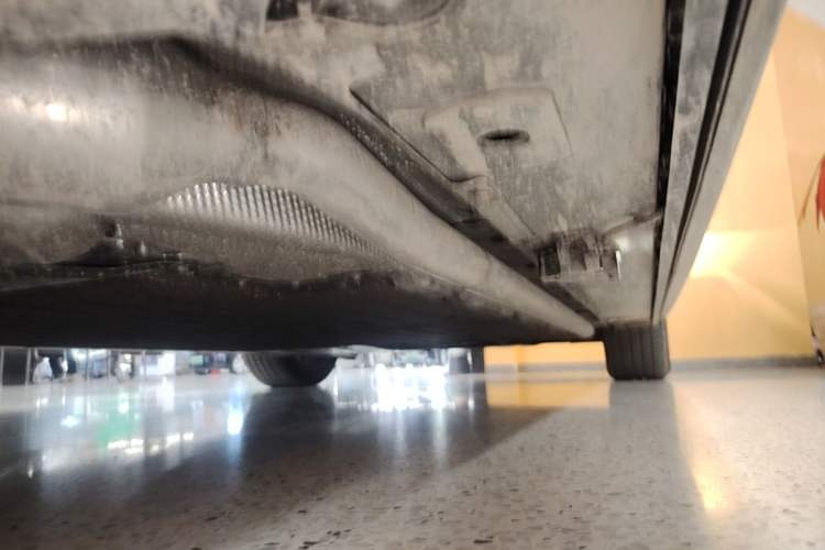 Used XPeng X9 2026 Model—Range-Extended Version 1602 Max Right Side Sill