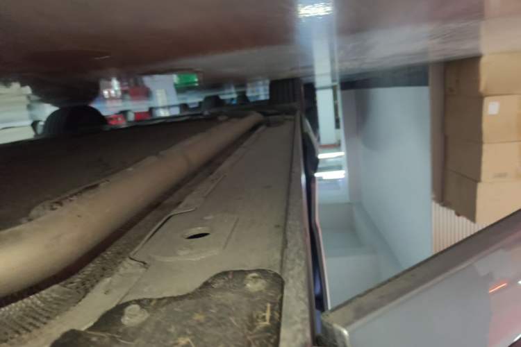 Used XPeng X9 2026 Model—Range-Extended Version 1602 Max Right Side Sill