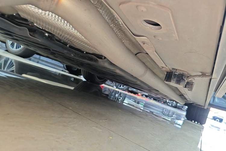 Used XPeng X9 2026 Model—Range-Extended Version 1602 Ultra Right Side Sill