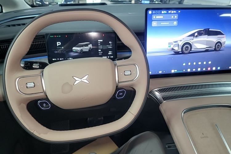 Used XPeng X9 2026 Model—Range-Extended Version 1602 Ultra Steering Wheel