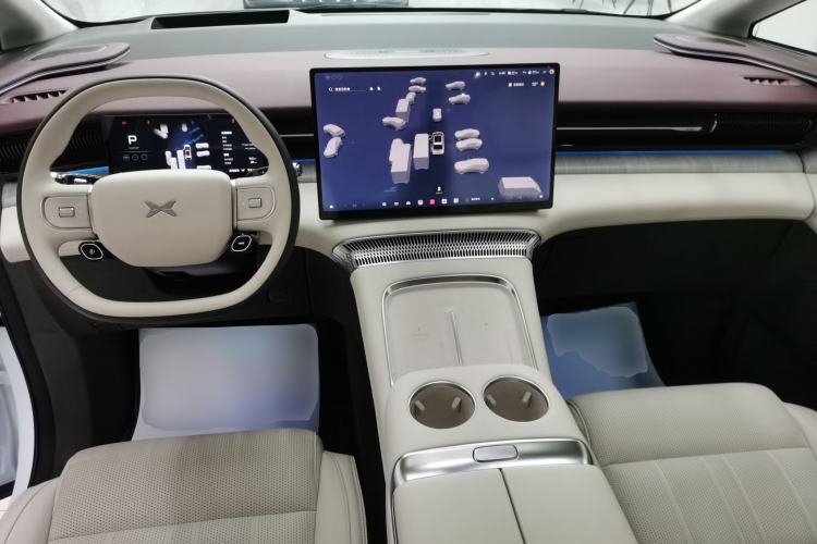 Used XPeng X9 2026 Model—Range-Extended Version 1602 Ultra Center Console