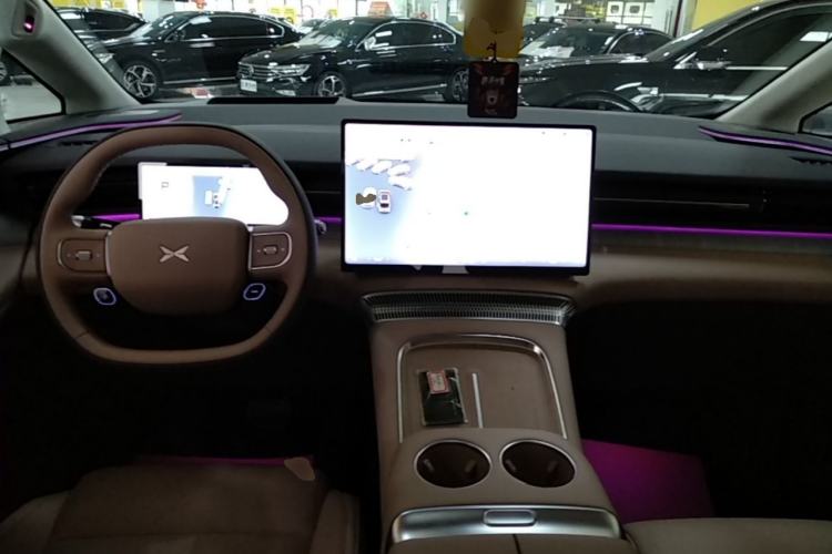 Used XPeng X9 2026 Model—Range-Extended Version 1602 Ultra Center Console
