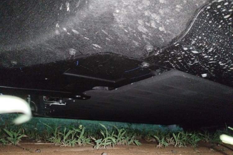 Used XPeng X9 2026 Model—Range-Extended Version 1602 Max Chassis Front Left