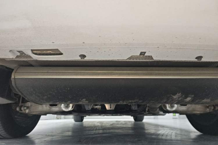 Used XPeng X9 2026 Model—Range-Extended Version 1602 Ultra Chassis Rear