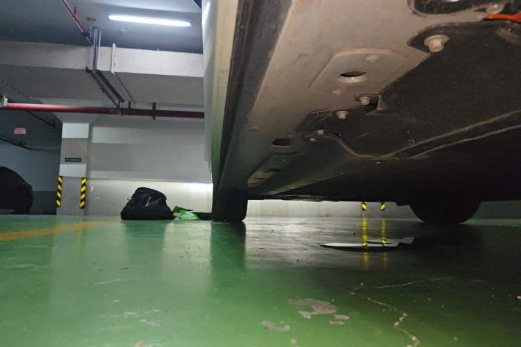 Used XPeng X9 2026 Model—Range-Extended Version 1602 Max Chassis Rear Left