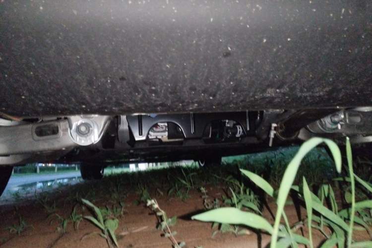 Used XPeng X9 2026 Model—Range-Extended Version 1602 Max Chassis Rear