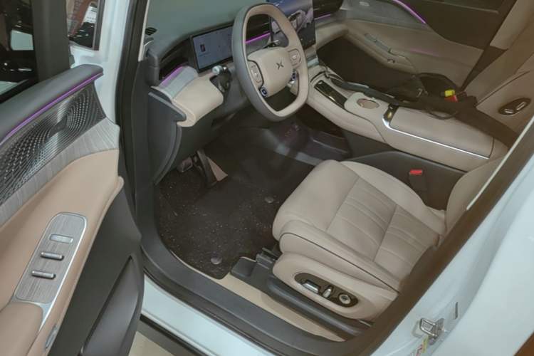 Used XPeng X9 2026 Model—Range-Extended Version 1602 Ultra Driver Seat