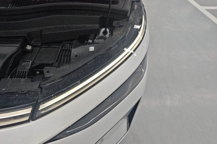 Used XPeng X9 2026 Model—Range-Extended Version 1602 Ultra Engine Bay Left