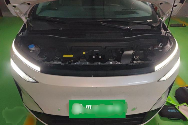 Used XPeng X9 2026 Model—Range-Extended Version 1602 Max Engine Bay