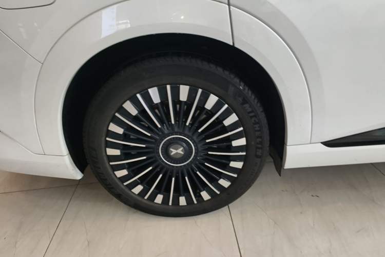 Used XPeng X9 2026 Model—Range-Extended Version 1602 Ultra Exterior 5