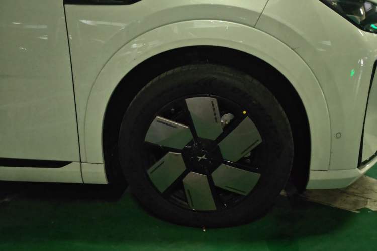 Used XPeng X9 2026 Model—Range-Extended Version 1602 Ultra Exterior 7