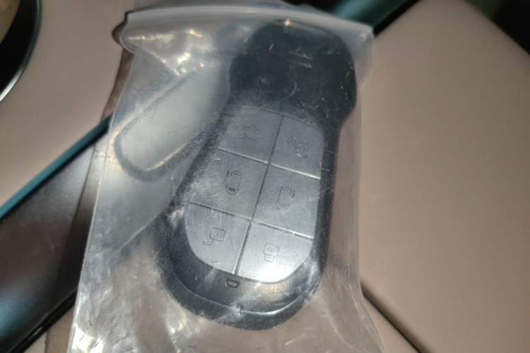 Used XPeng X9 2026 Model—Range-Extended Version 1602 Ultra Interior 1