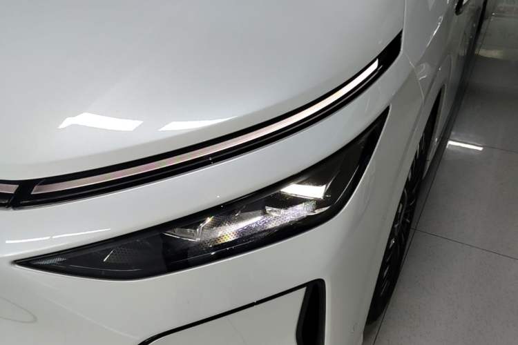 Used XPeng X9 2026 Model—Range-Extended Version 1602 Ultra Left Front Headlight