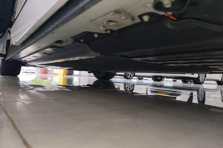 Used XPeng X9 2026 Model—Range-Extended Version 1602 Ultra Left Side Sill