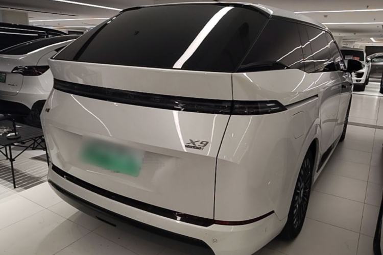 Used XPeng X9 2026 Model—Range-Extended Version 1602 Ultra Rear Right 45 Deg