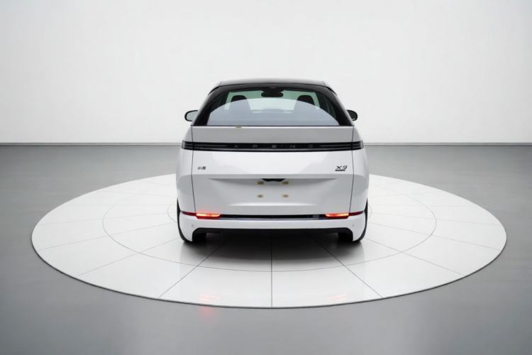 Used XPeng X9 2026 Model—Range-Extended Version 1602 Max Rear