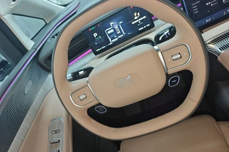 Used XPeng X9 2026 Model—Range-Extended Version 1602 Ultra Steering Wheel