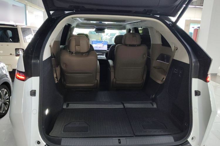 Used XPeng X9 2026 Model—Range-Extended Version 1602 Ultra Trunk