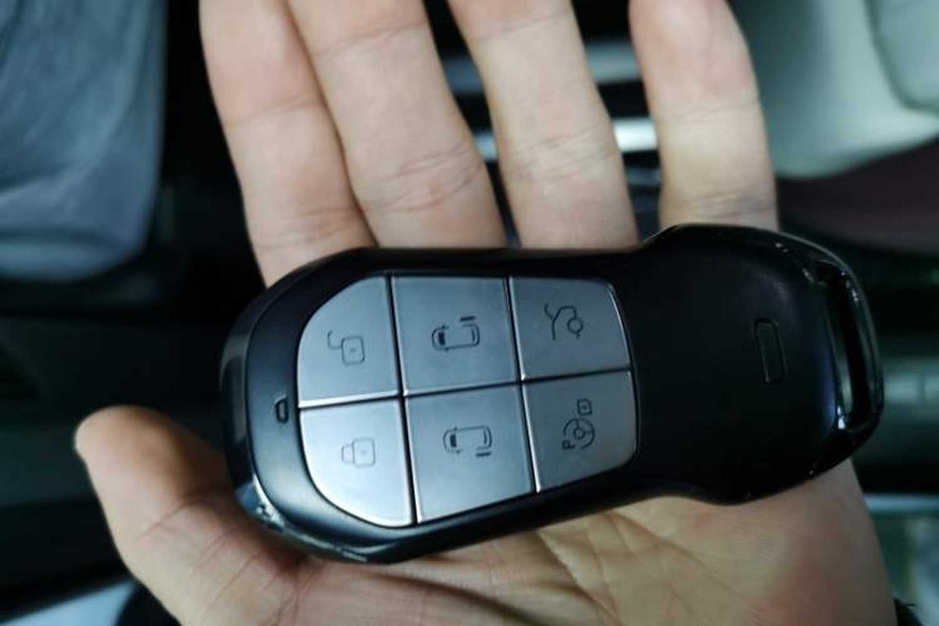 Used XPeng X9 2026 Model—Range-Extended Version 1602 Ultra Vehicle Key
