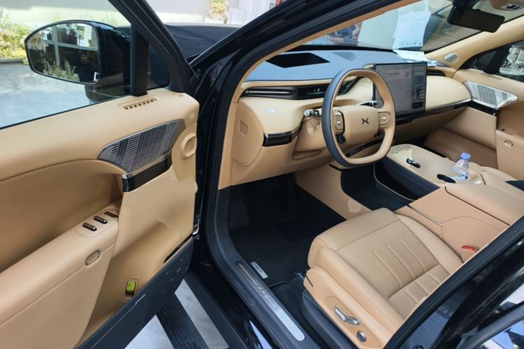 Used XPeng GX 2026 Model, Range-Extended 1585 Four-Wheel-Drive Flagship Edition Driver Seat