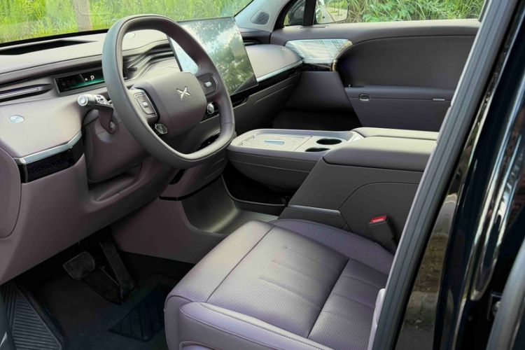 Used XPeng GX 2026 Model Pure Electric 665UltraSE Interior 1
