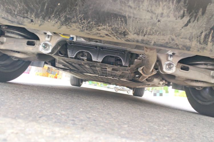 Used XPeng GX 2026 Model Range-Extended 1585 All-Wheel-Drive UltraSE Chassis Rear
