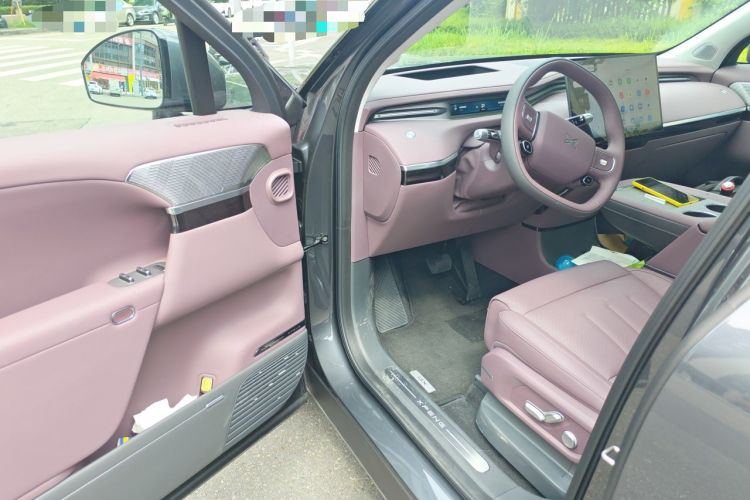 Used XPeng GX 2026 Model Range-Extended 1585 All-Wheel-Drive UltraSE Driver Seat
