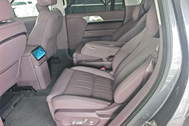Used XPeng GX 2026 Model, Range-Extended 1585 Four-Wheel-Drive Flagship Edition Left Rear Seat