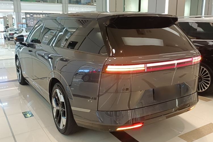 Used XPeng GX 2026 Model, Range-Extended 1585 Four-Wheel-Drive Flagship Edition Rear Left 45 Deg