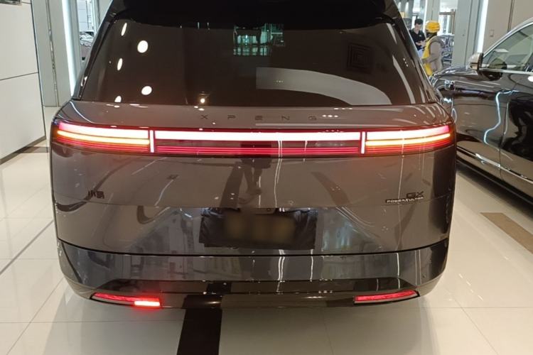 Used XPeng GX 2026 Model, Range-Extended 1585 Four-Wheel-Drive Flagship Edition Rear