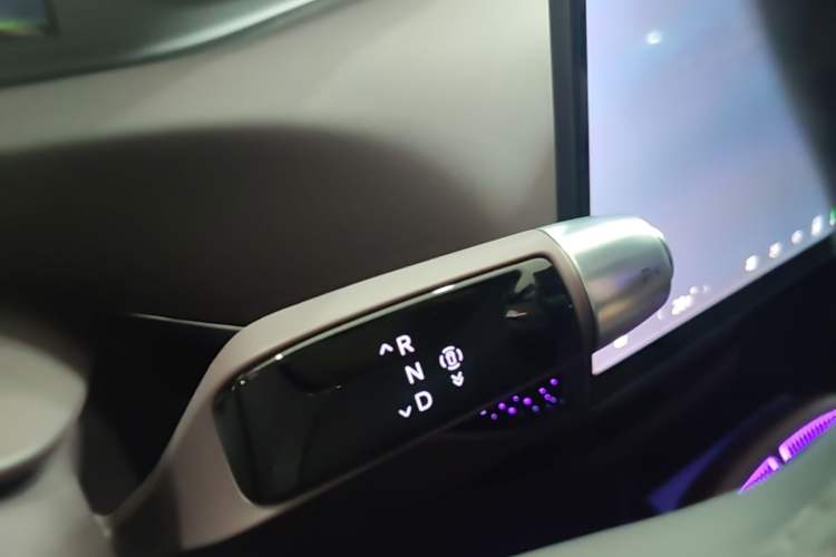 Used XPeng GX 2026 Model, Pure Electric 750 Four-Wheel-Drive Flagship Edition Gear Lever