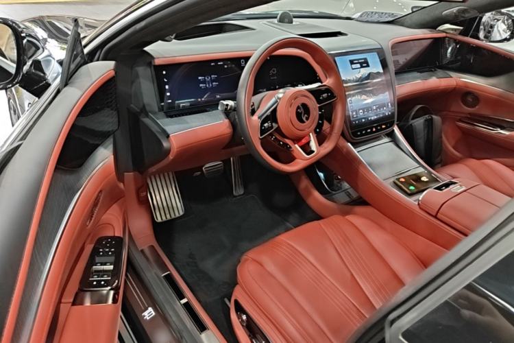 Used Yangwang U7 2025 EV Four-Seat Flagship Edition Driver Seat