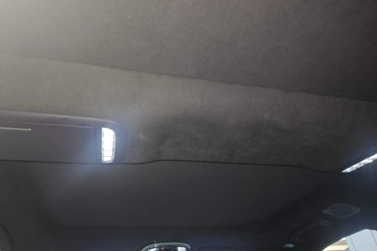 Used Yangwang U7 2025 EV Four-Seat Flagship Edition Headliner