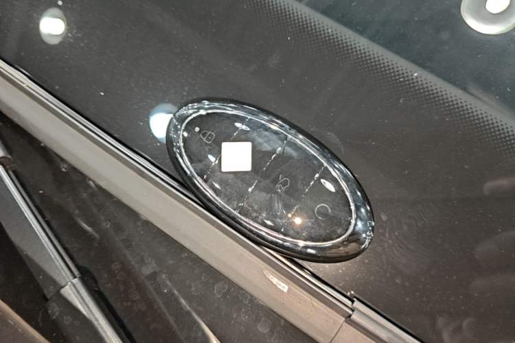 Used Yangwang U7 2025 EV Four-Seat Flagship Edition Vehicle Key