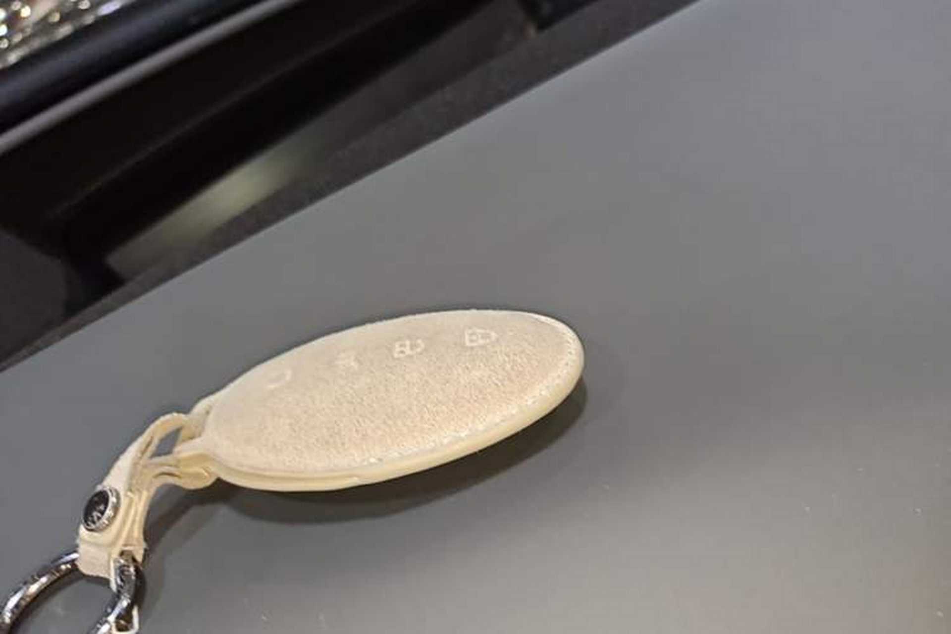 Used Yangwang U7 2025 EV Five-Seat Luxury Edition Vehicle Key