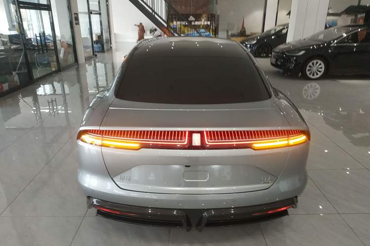Used Yangwang U7 2025 PHEV Five-Seat Luxury Edition Exterior 4
