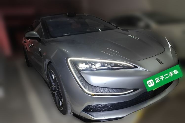 Used Yangwang U7 2025 EV Four-Seat Flagship Edition Front Right 45 Deg
