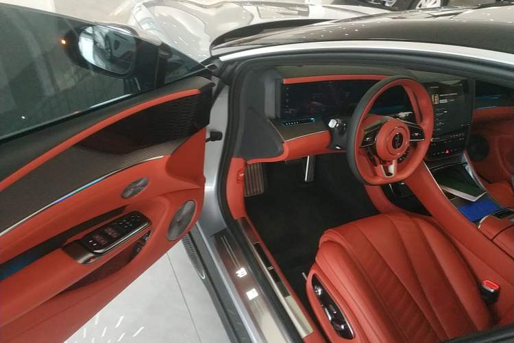 Used Yangwang U7 2025 PHEV Five-Seat Luxury Edition Interior 3