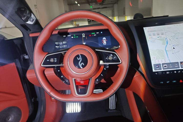 Used Yangwang U7 2025 EV Four-Seat Flagship Edition Steering Wheel
