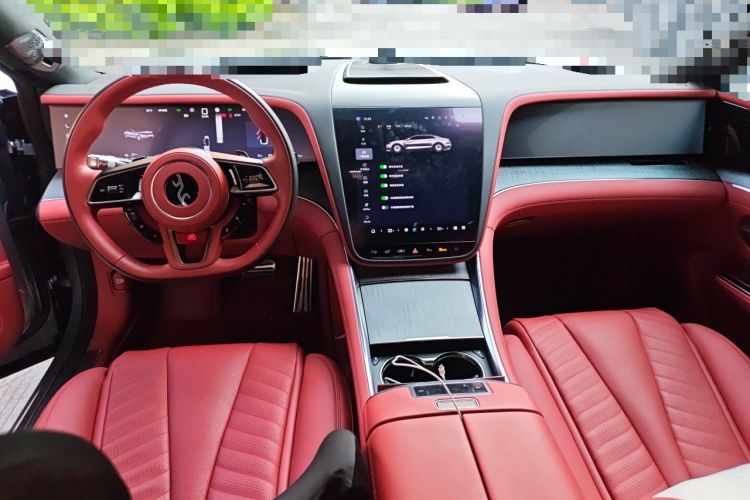 Used Yangwang U7 2025 PHEV Five-Seat Luxury Edition Center Console
